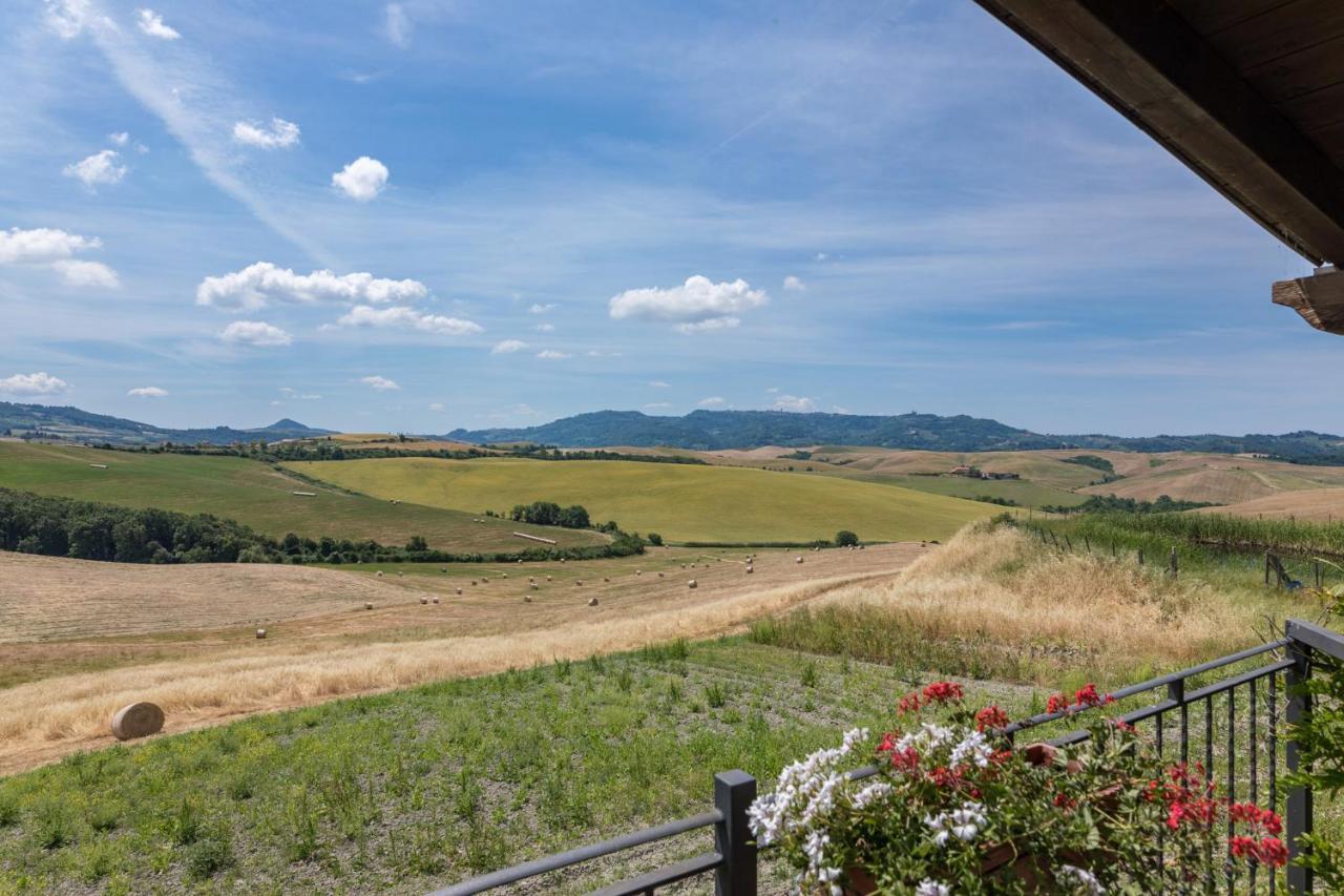 Agriturismo Casa Al Bosco Volterra Exterior photo
